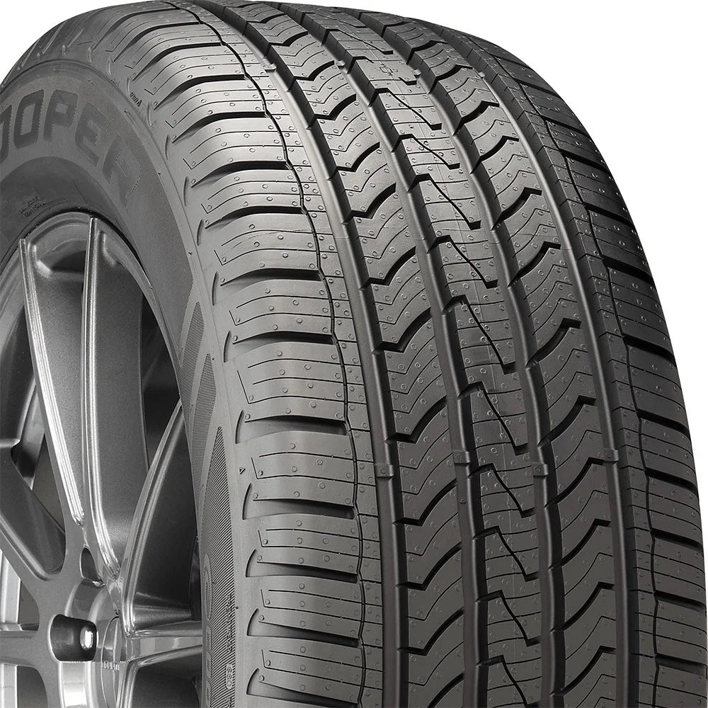 285/45R22 114H XL All Season Tires R270