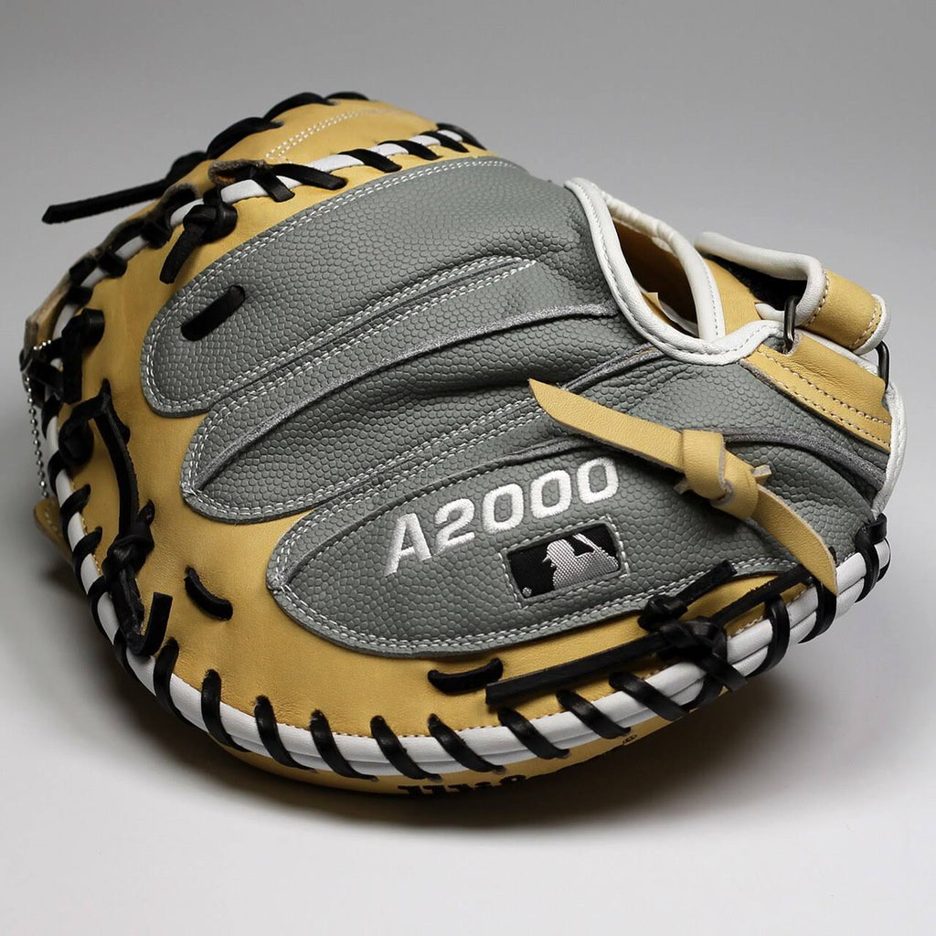 33 inch Baseball Catcher's Mitt W7468