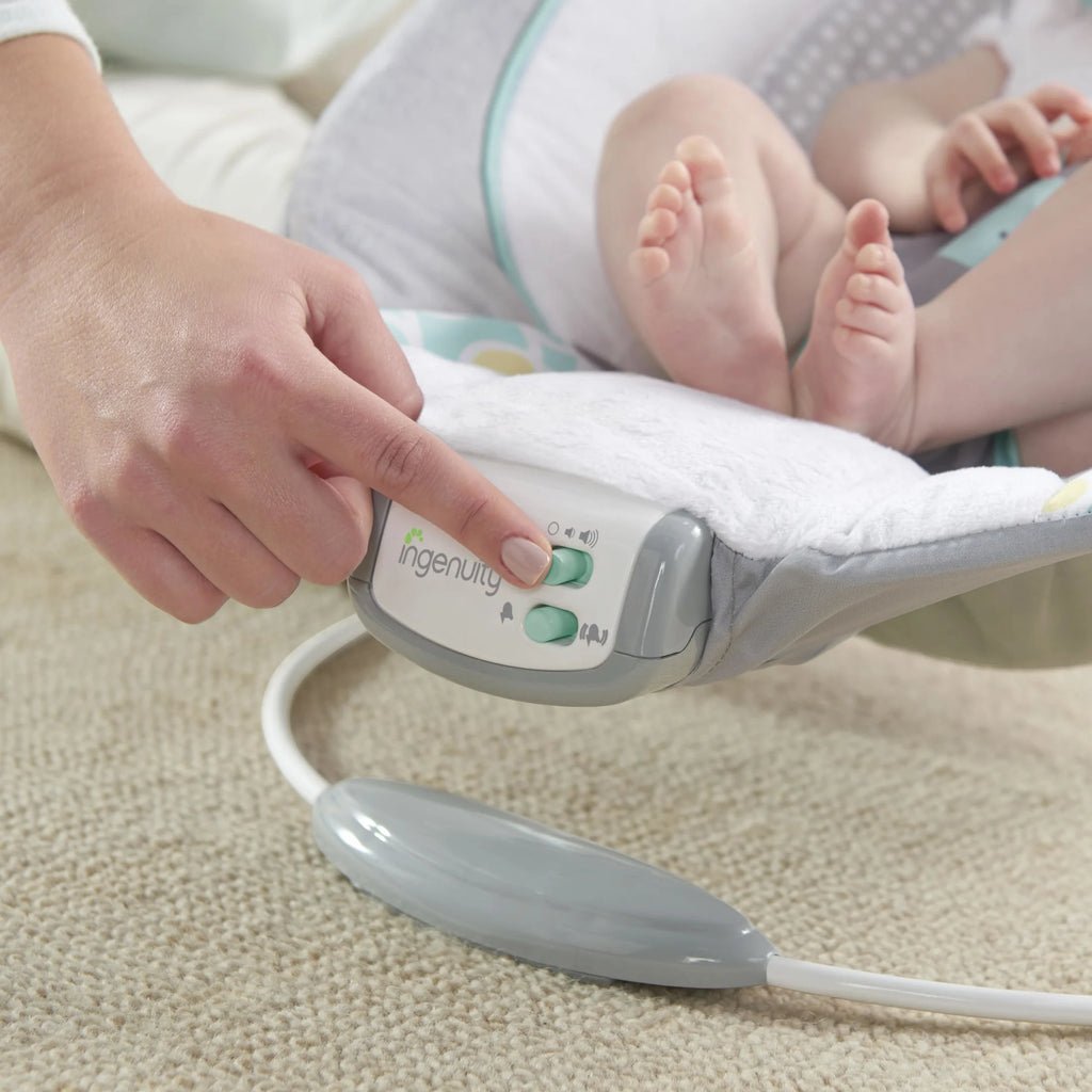Baby Bouncer with Vibrating Infant Seat & Music D9951