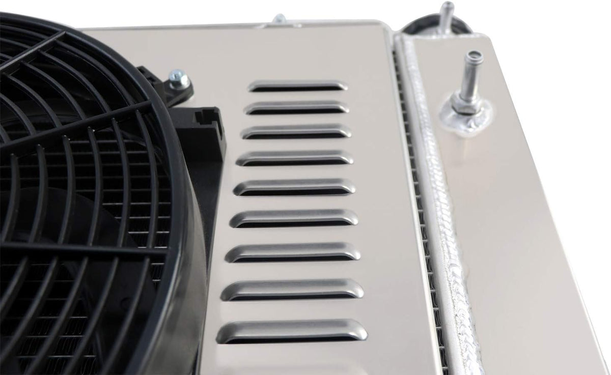 4 Row All Aluminum Radiator with Shroud Fan Z1133