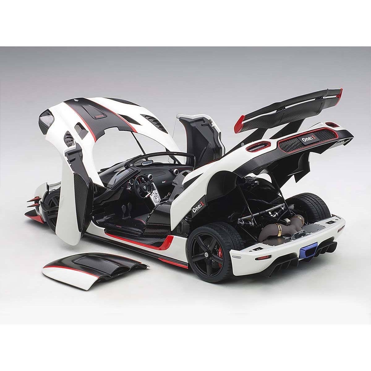 1/18 Model Car C678566