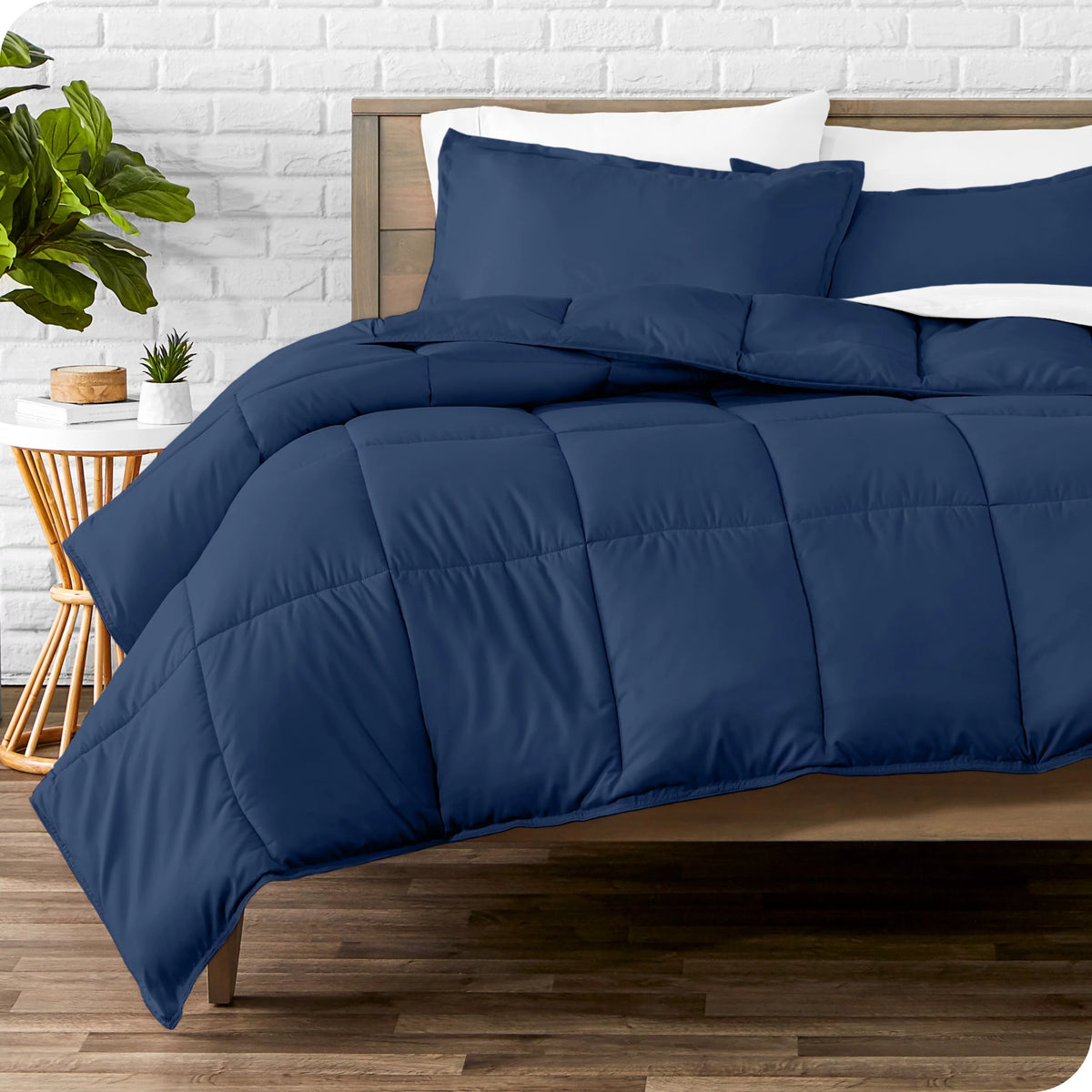 Queen Dark Blue Down Alternative Comforter Set T678