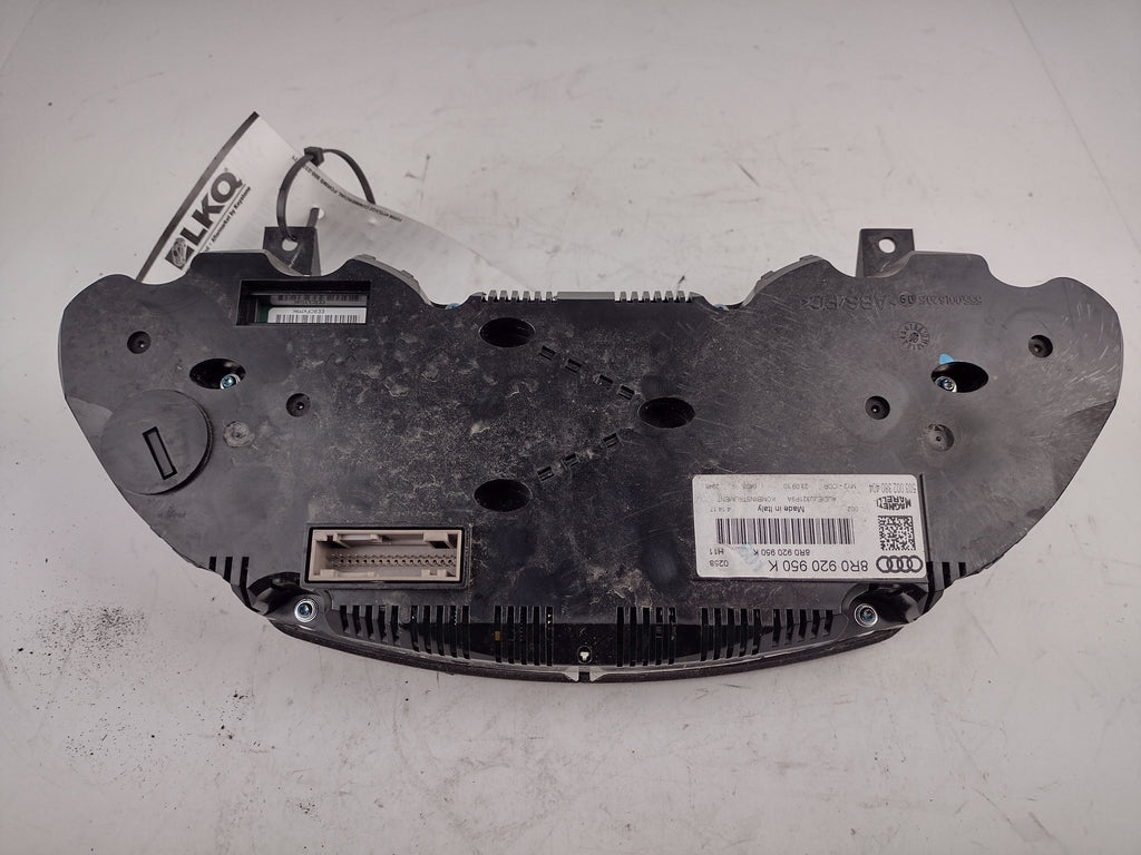 Pre-Owned Audi Q5 Speedometer Head Cluster C866