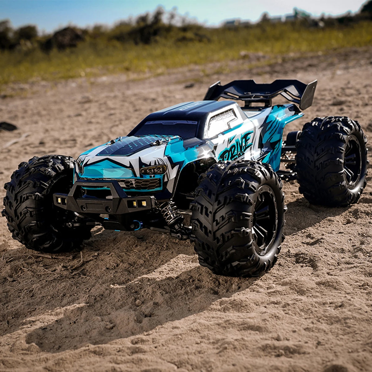 2.4Ghz 70KM/H 1/16 Off Road RC Trucks Brushless Motor LED Light 4WD Vehicle T418236