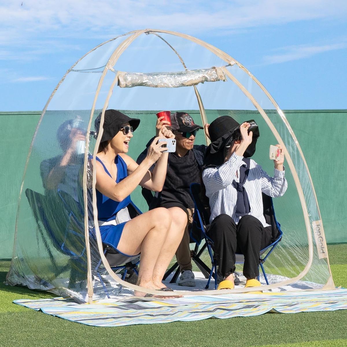 Weatherproof Pop up Bubble Tent D335428