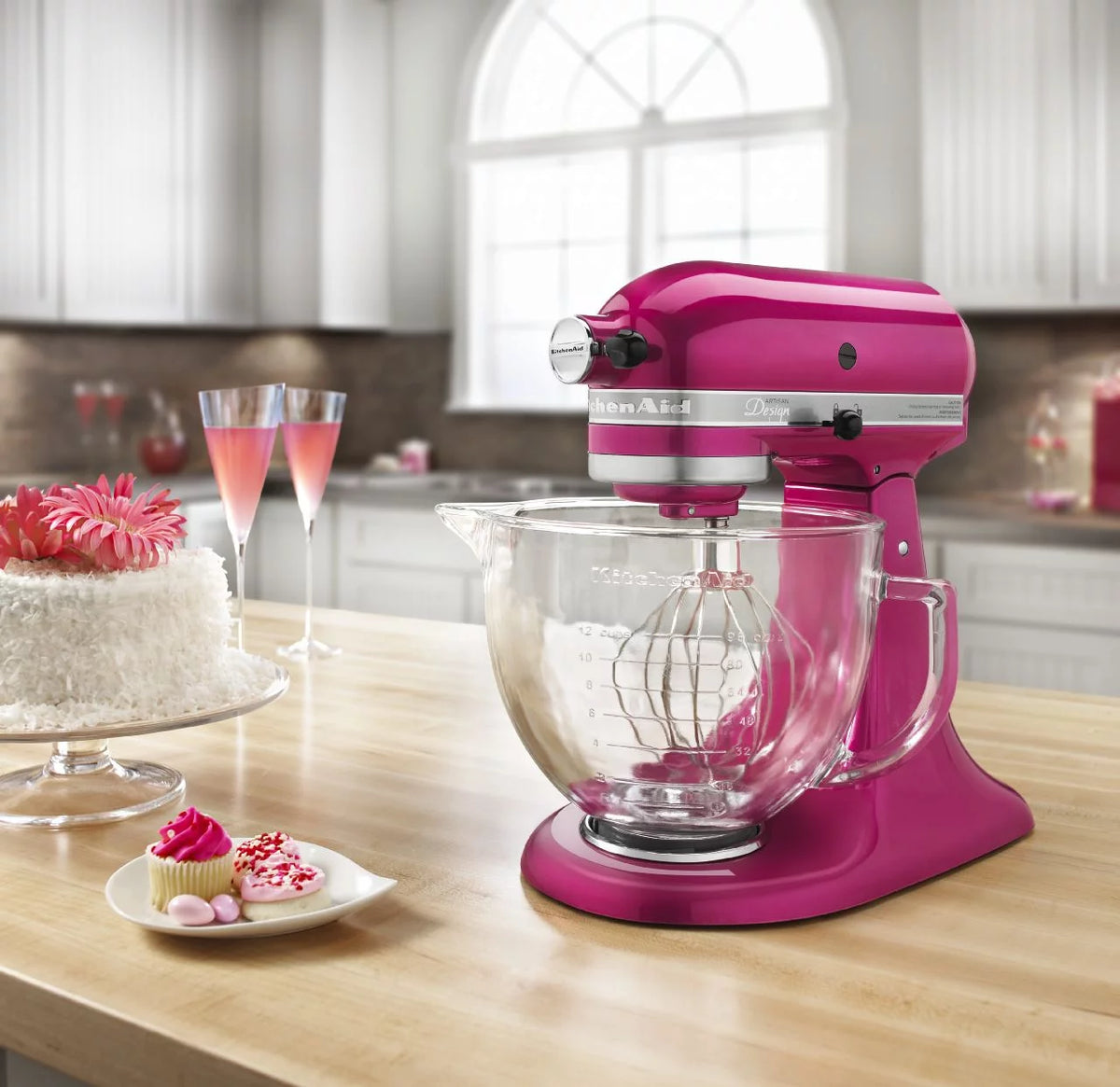 5 Quart Tilt-Head Stand Mixer with Glass Bowl X610127