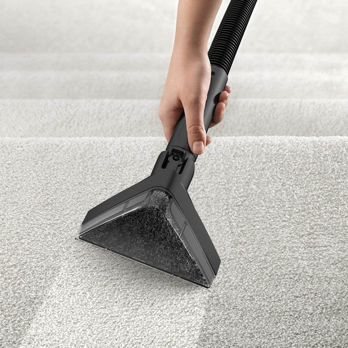 Lightweight Dual Tank Carpet and Fabric Cleaner E6514