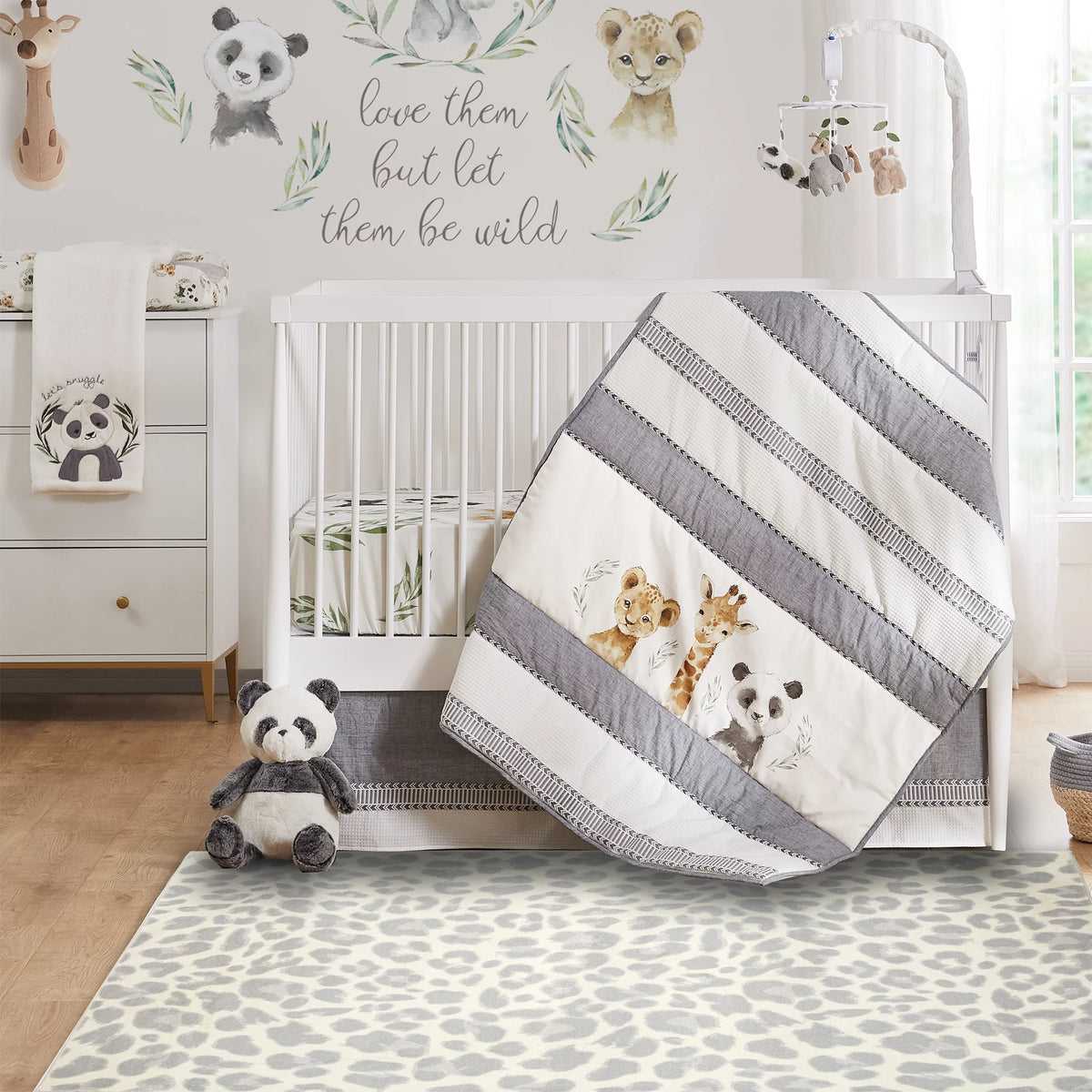 Grey and Cream Leopard 5 x 7 Rug J39936