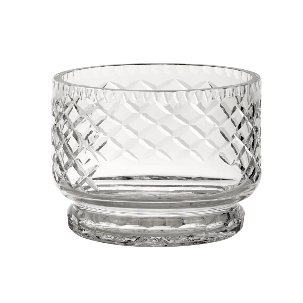 Round Bowl With Medallion Ii Pattern B458