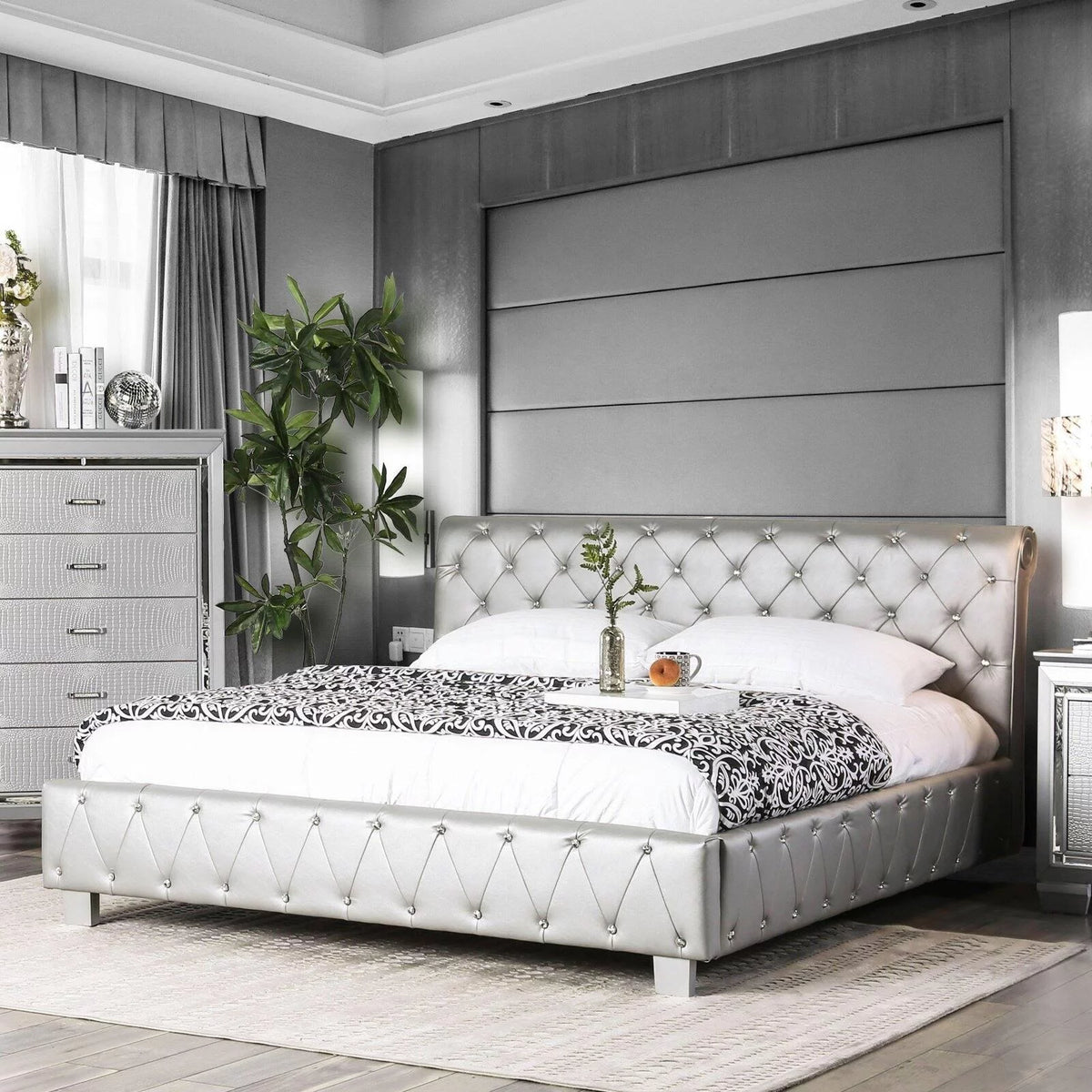Contemporary Silver Solid Wood 5pcs Bedroom Set O6467