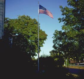 25 FT Heavy Duty Residential Flag Pole Complete Set with Sewn Stars and Stripes 4x6 FT Nylon Flag O2573
