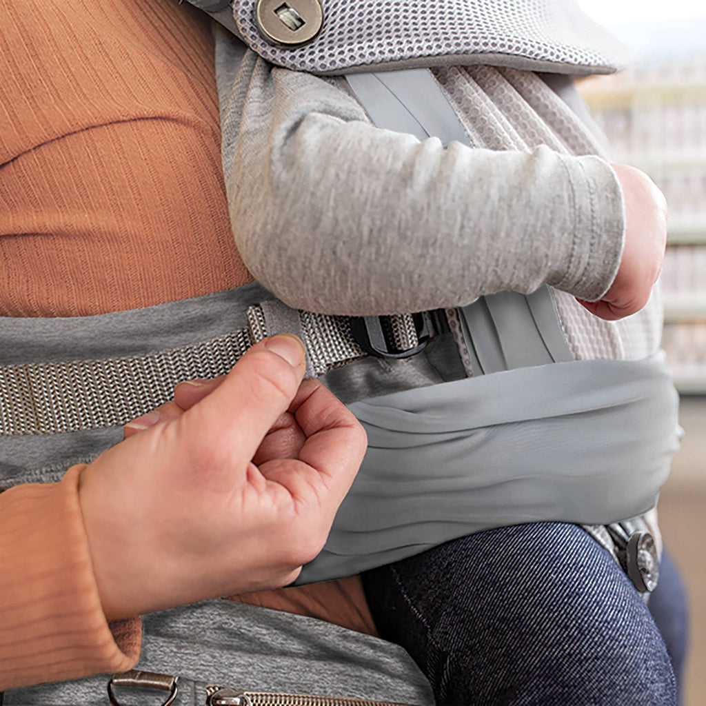 Baby Carrier in Pearl D258