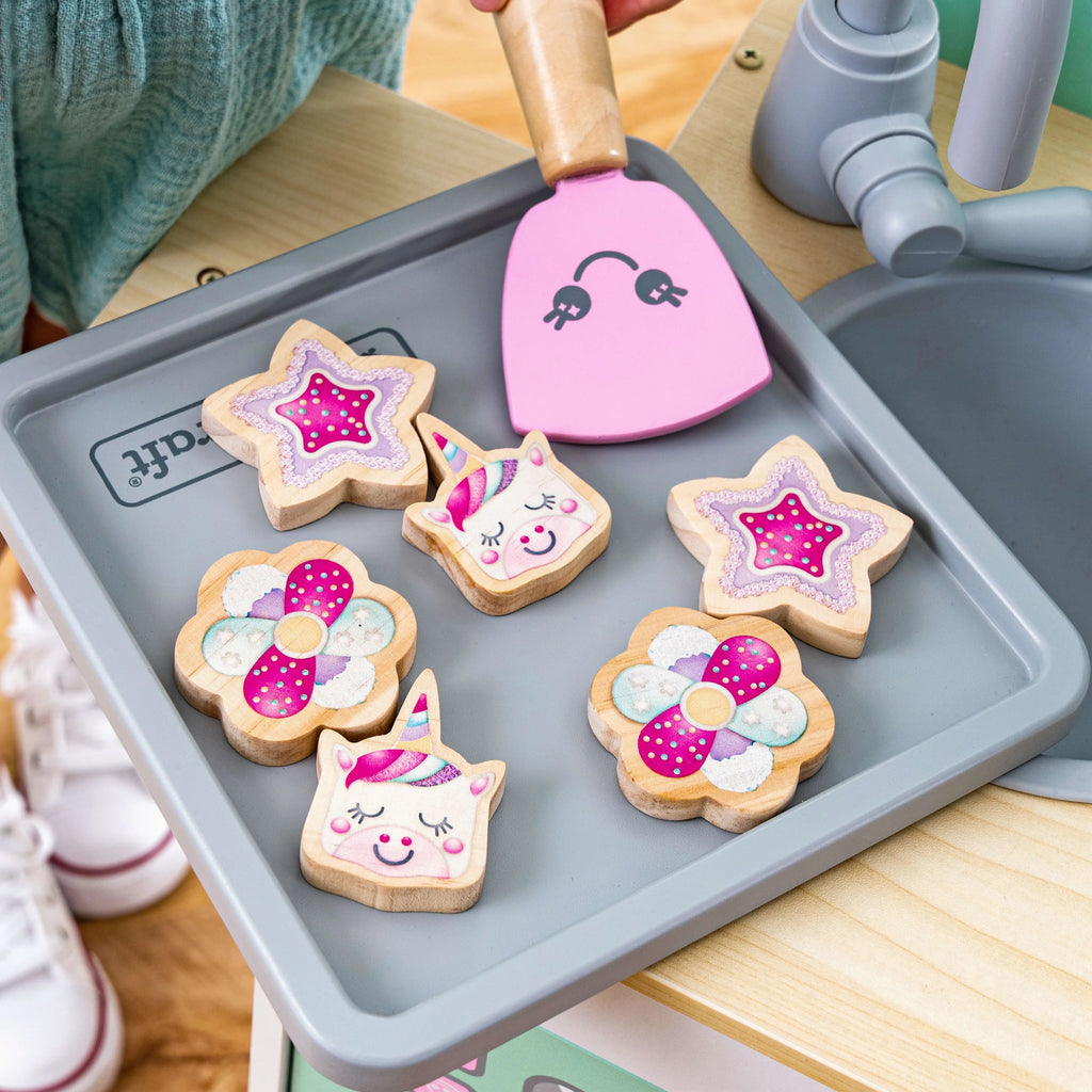 Wooden Play Kitchen with 14 Play Pieces H7633