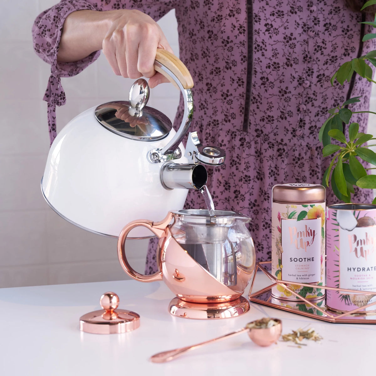 Gold Stainless Steel Whistling Tea Kettle X66552